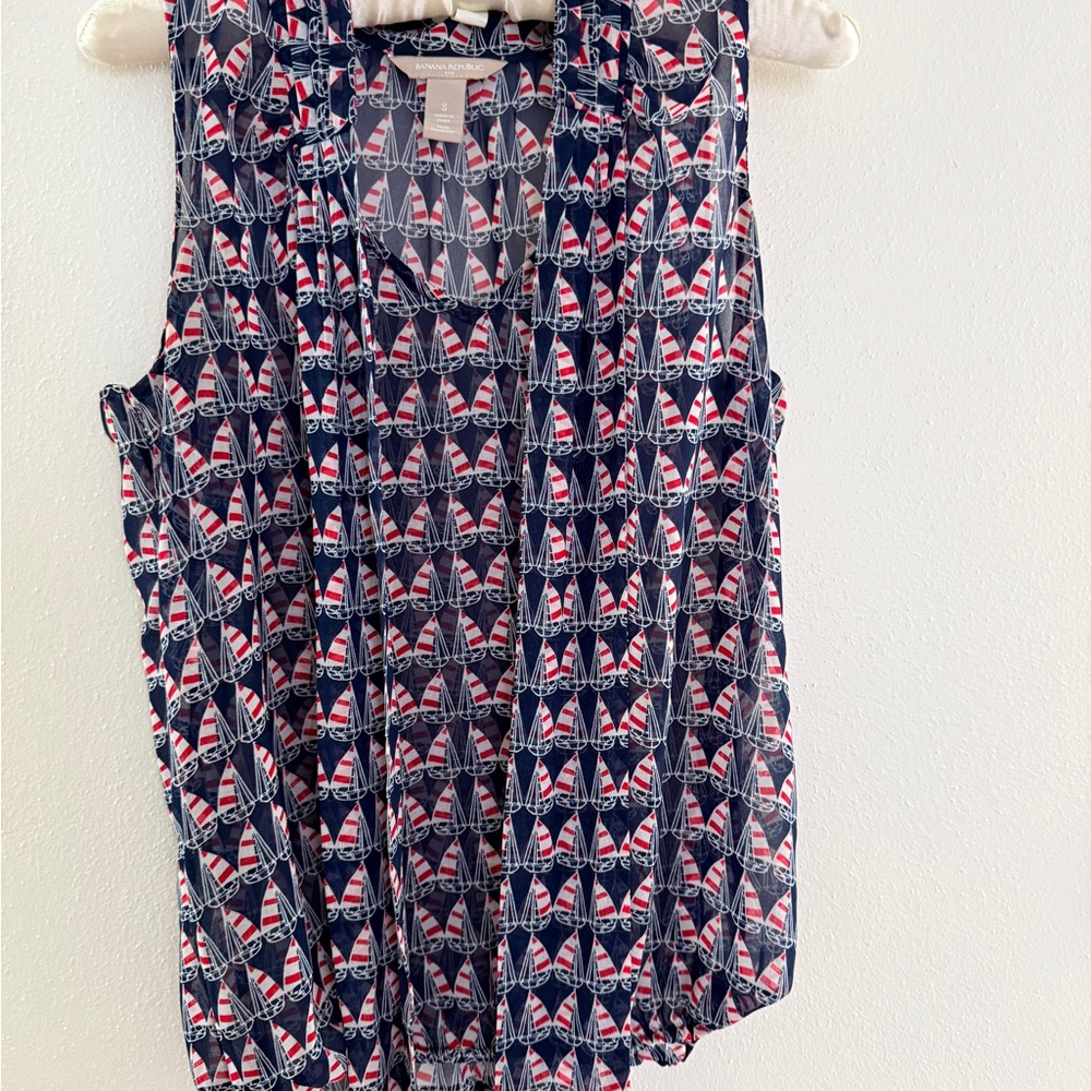 Banana Republic Sailboat Print Sleeveless Blouse - Navy and Red